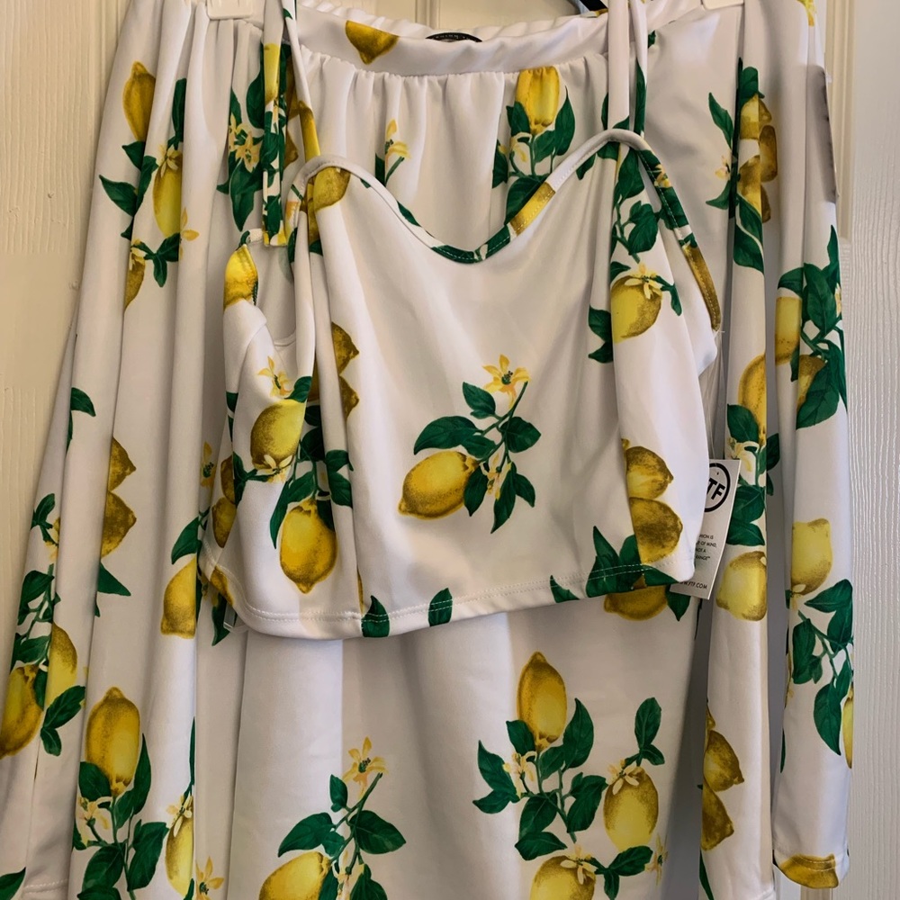 Fashion to Figure 2 piece set